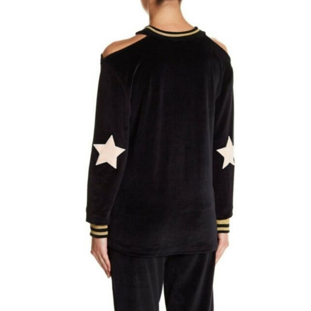 NWT C&C CALIFORNIA Cut Out Cold Shoulder Star Velour Pullover M